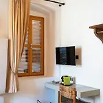 Notarius Hotel 4*