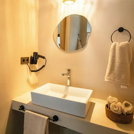 Notarius Hotel 4*